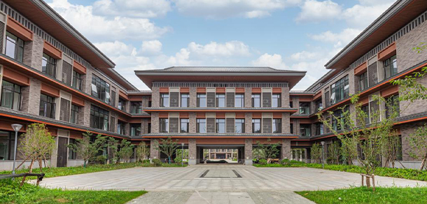嘉興學(xué)院