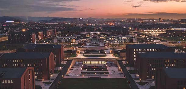寧波大學科學技術學院