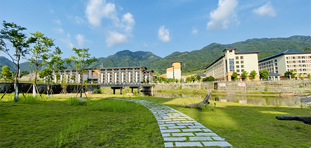 福州工商學(xué)院
