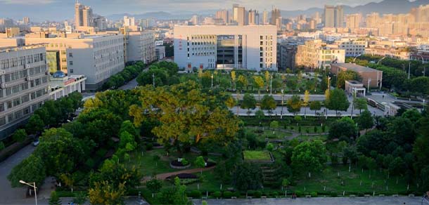 贛南科技學院 - 最美院校