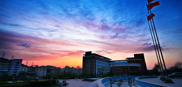 山東大學 - 最美大學