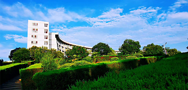 平頂山學(xué)院