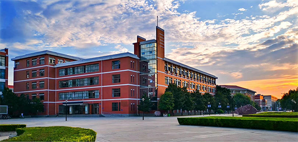 河南理工大學