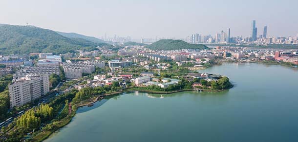 湖南大學(xué) - 最美院校