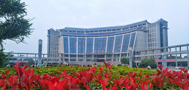 岳陽(yáng)職業(yè)技術(shù)學(xué)院