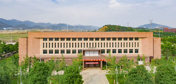 我的大學(xué)-大學(xué)志