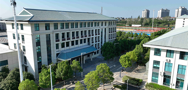 我的大學(xué)-大學(xué)志