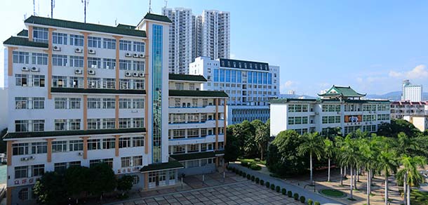 右江民族醫(yī)學院 - 最美院校