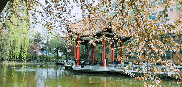 四川工商學(xué)院