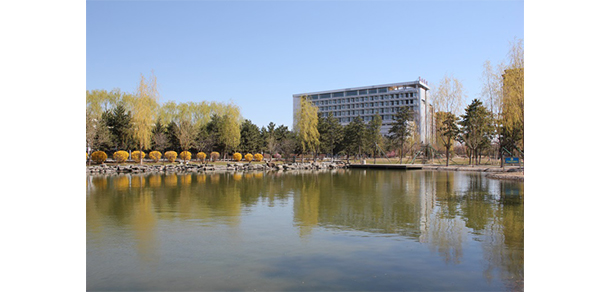 內(nèi)蒙古鴻德文理學(xué)院