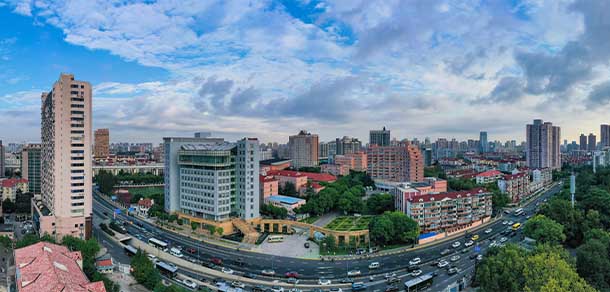 上海外國語大學