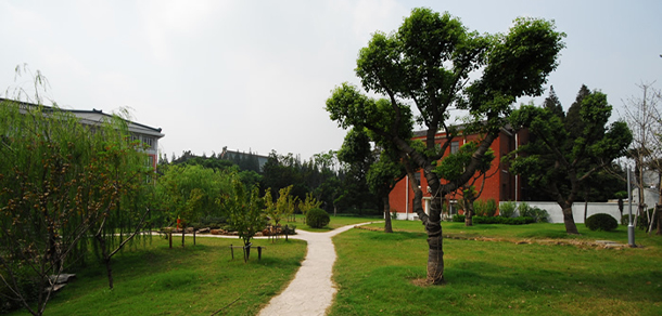 上海體育學院