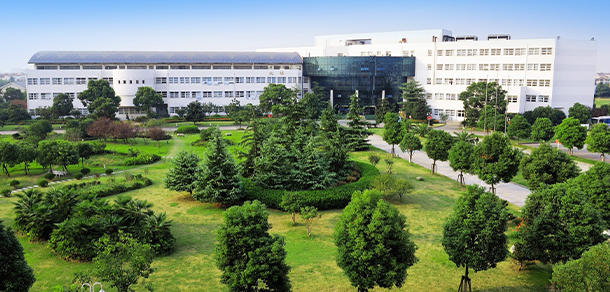 上海建設(shè)管理職業(yè)技術(shù)學院 - 最美大學